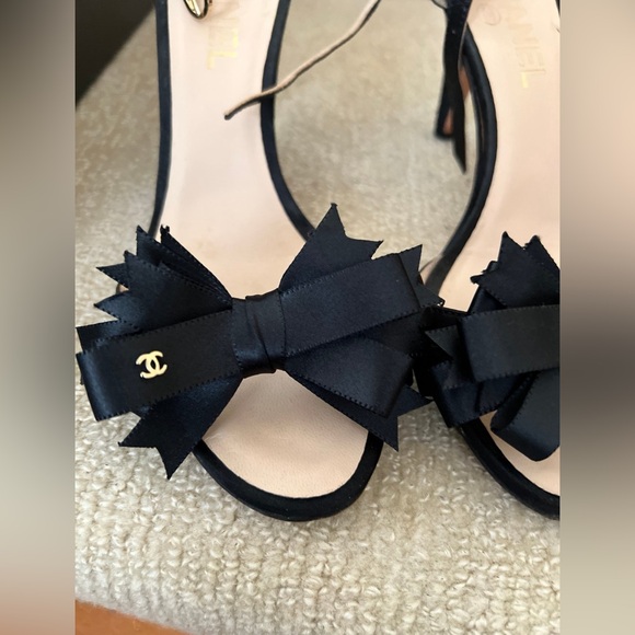 Chanel kitty heel - Picture 6 of 7